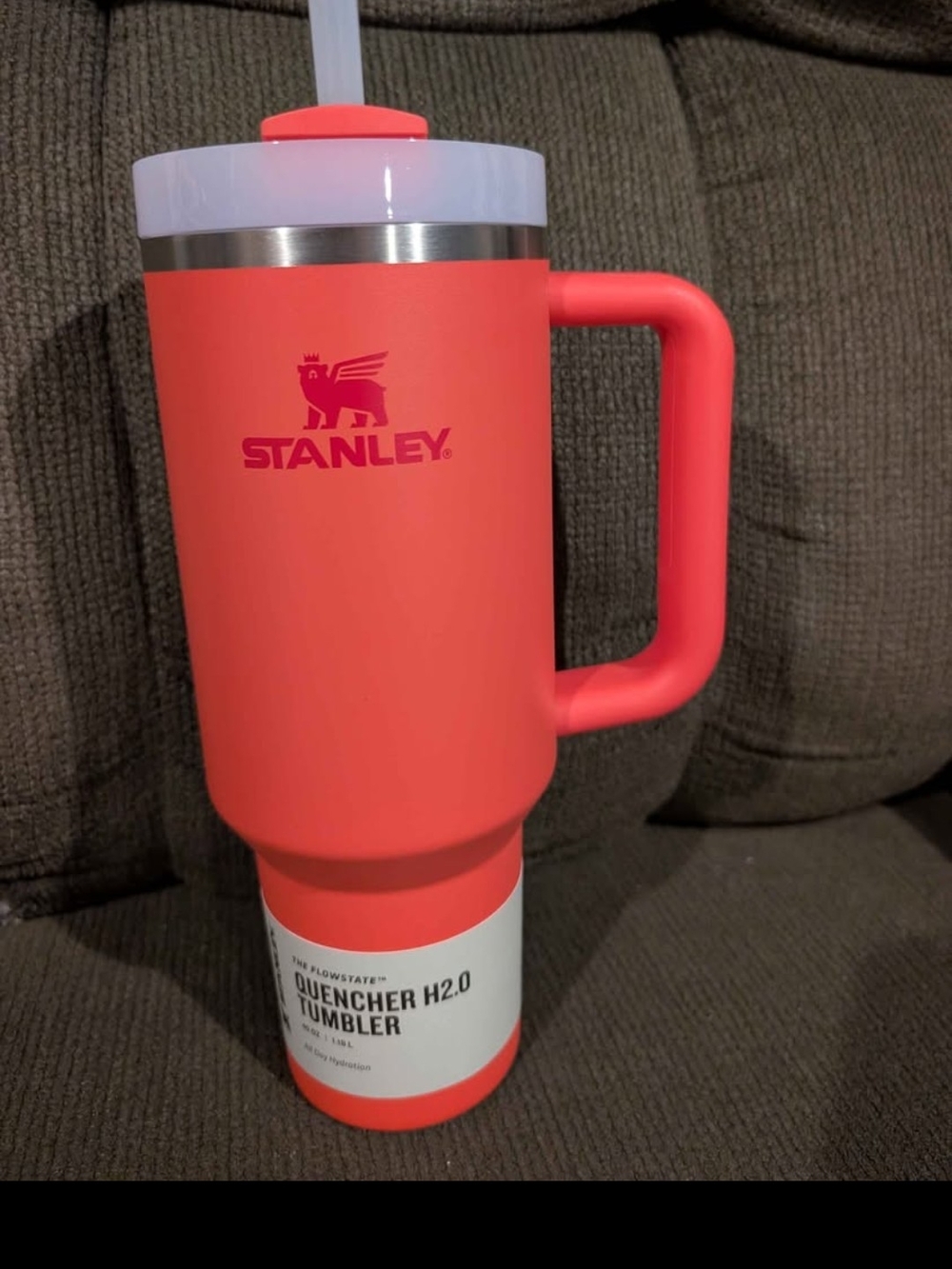 Stanley Coral-Pink Quencher Travel Tumbler with Handle